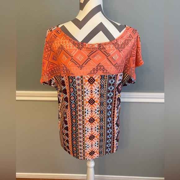 Bobbie Brooks - Multicolor - Knotted Front - Lace Back Top - Size: XL - Picture 2 of 7